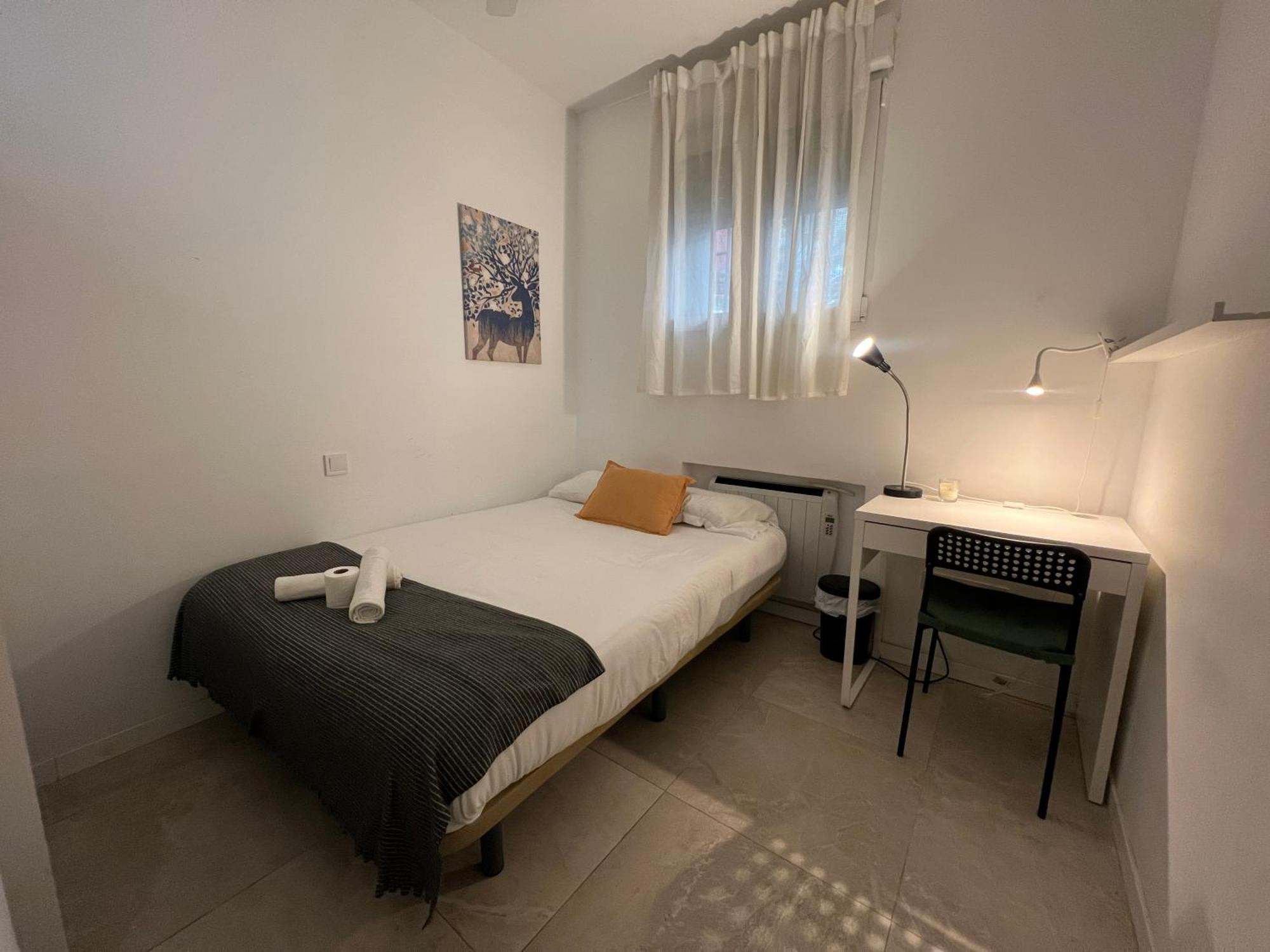 Caceres Habitaciones, Madrid